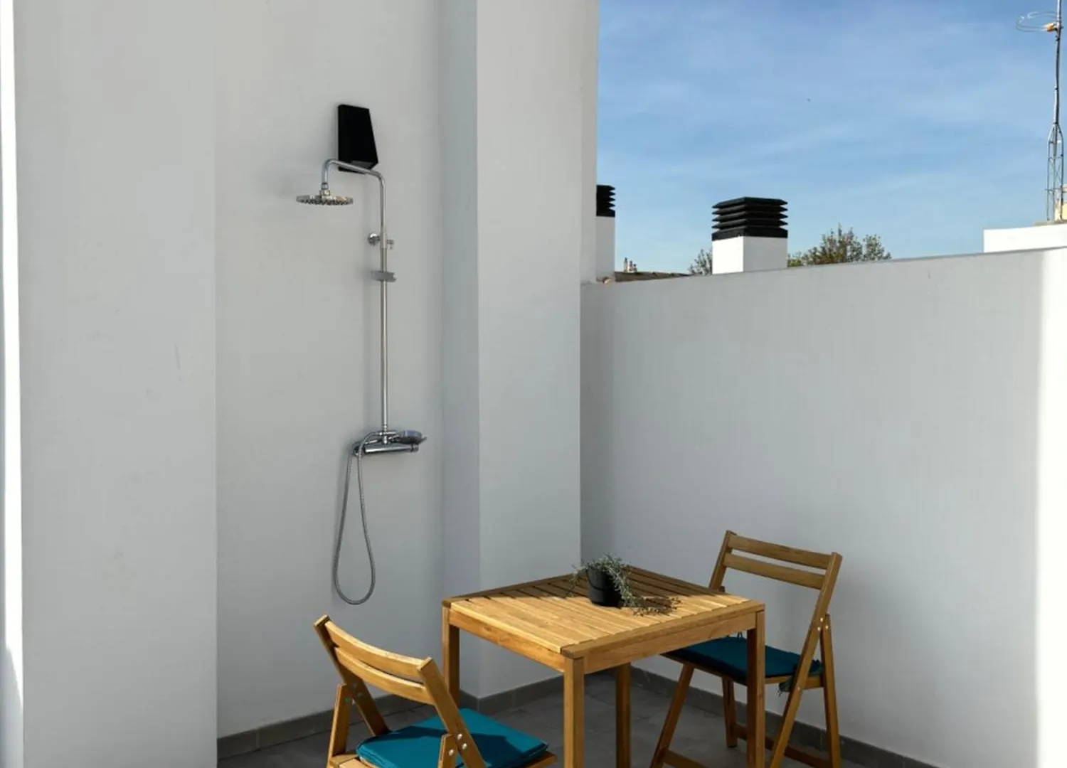 Centric Apartment With Rooftop Màlaga