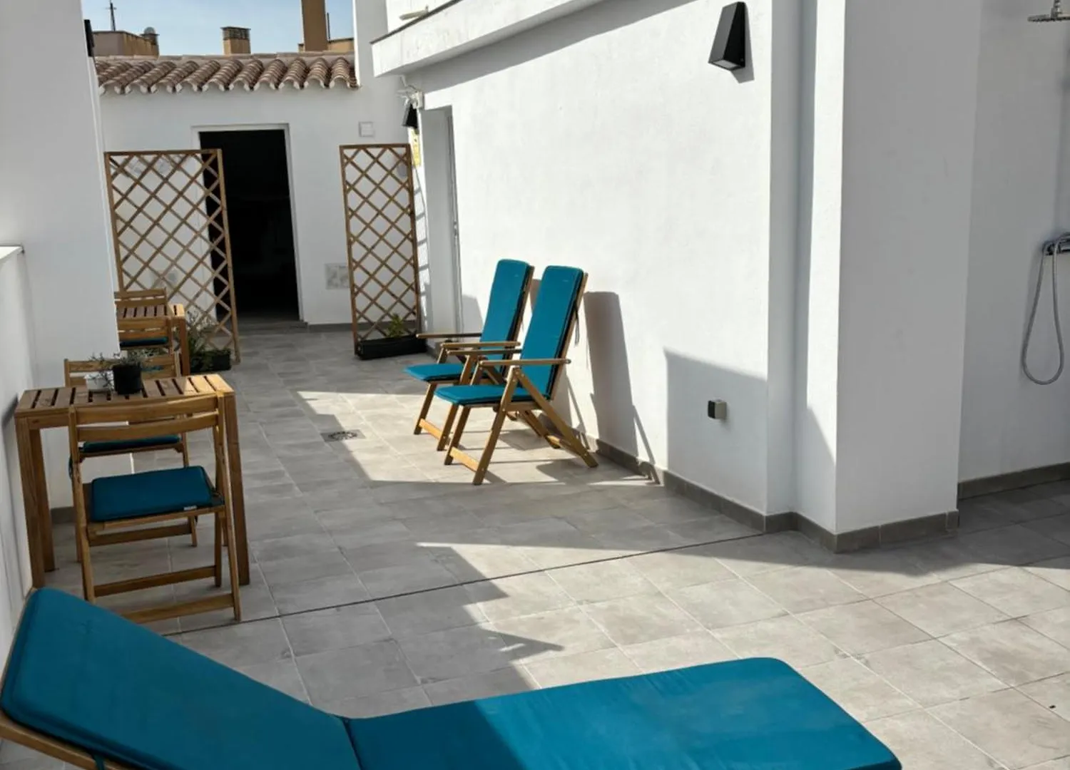 Centric Apartment With Rooftop Malaga