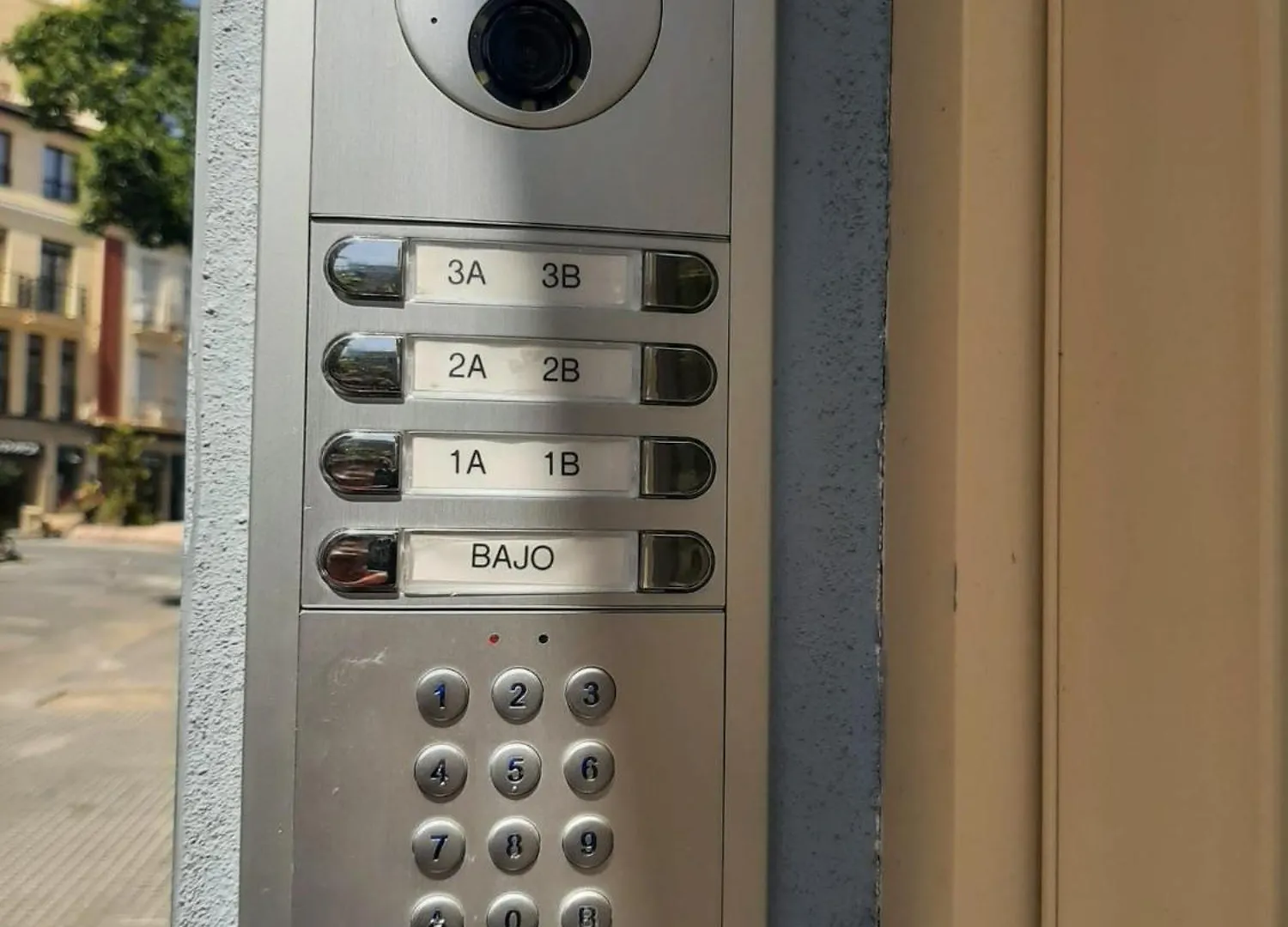 Centric Apartment With Rooftop Malaga